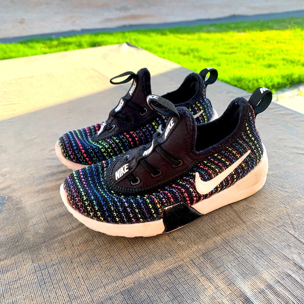 NIKE toddler shoes